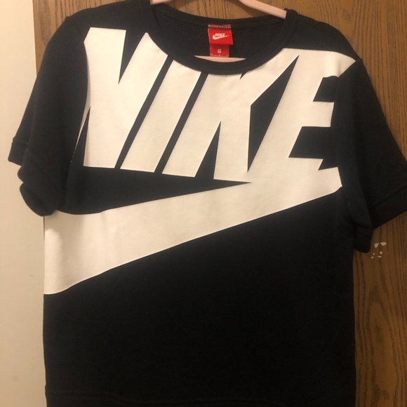 Nike Swoosh Sweater Shirt - Picture 1 of 2